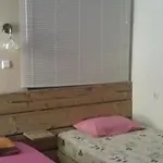 Teo *